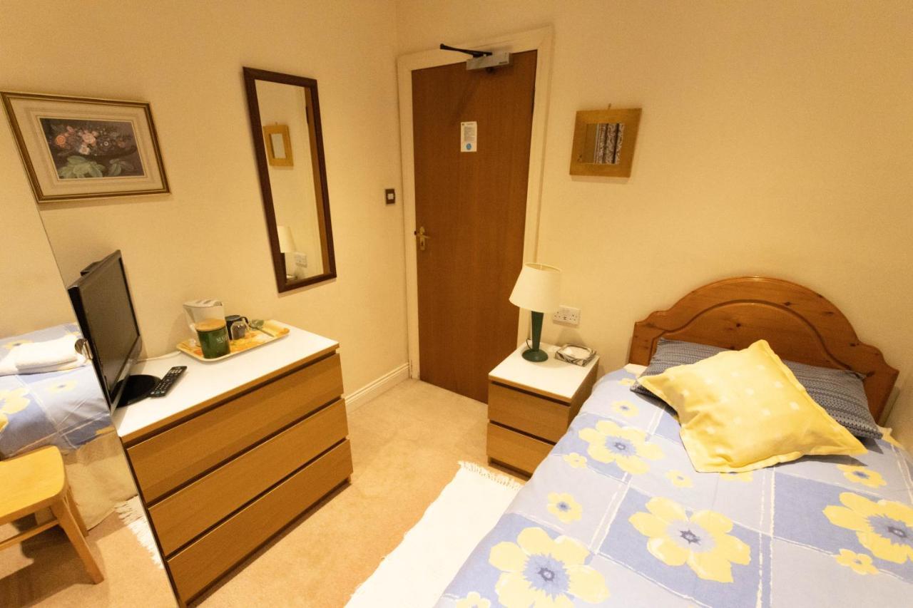 Homestay Quince House